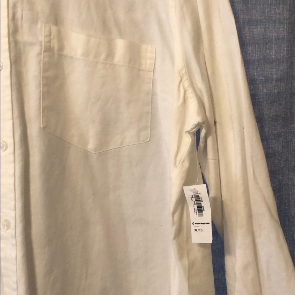 Button up top - Picture 2 of 2